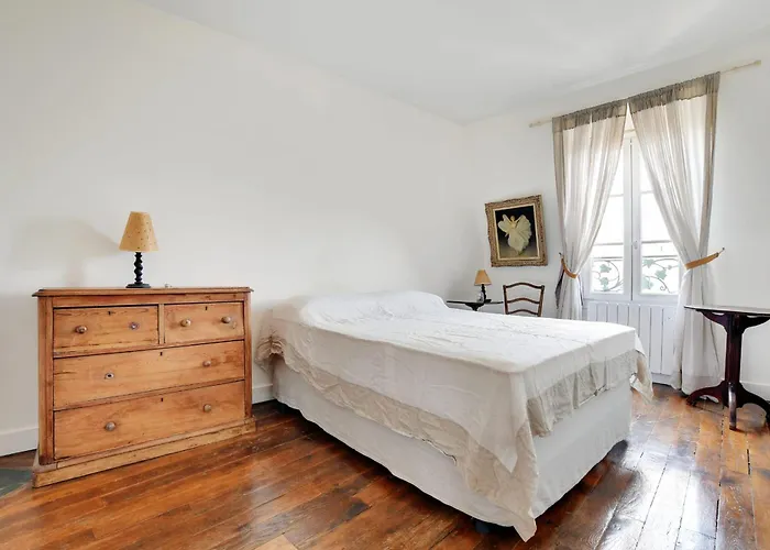 Charming Apartment L006 * Parigi